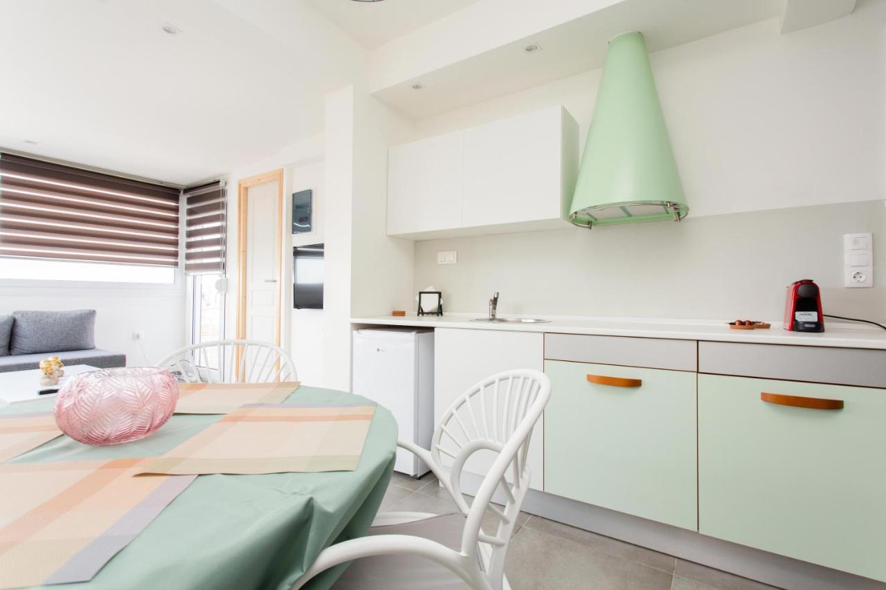 Apartmán Suggrou Terrace #8 Soluň